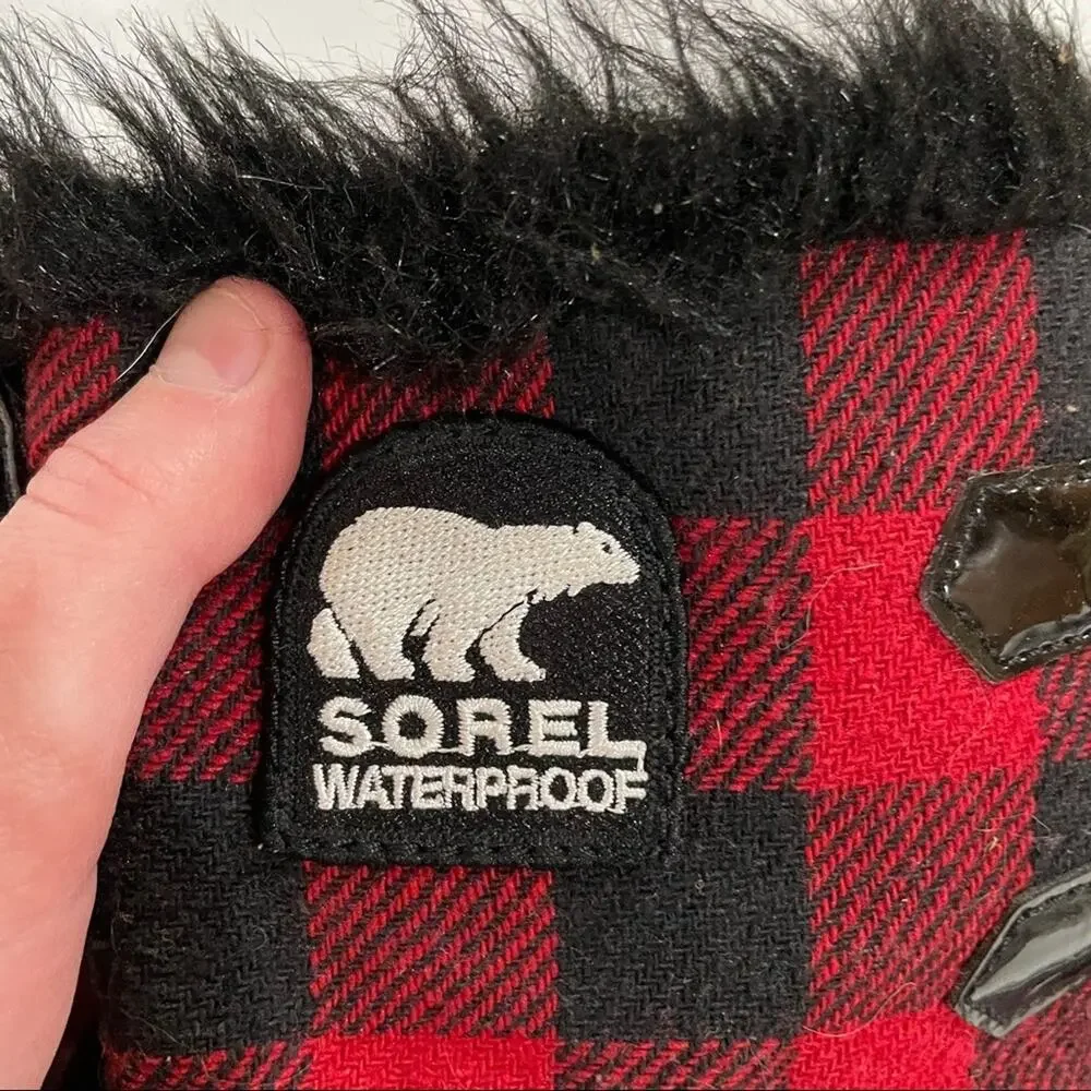 Sorel Out N About Red Buffalo Plaid Winter‎ Rain Mud Duck Boots Size 9